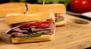 roast beef & caramelized onions